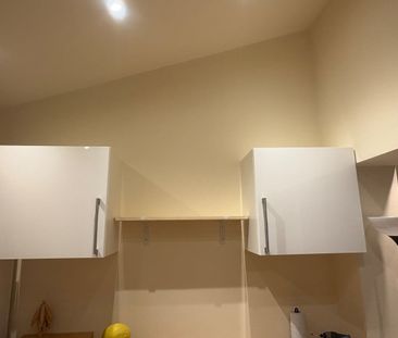 2 Bed Semi-Detached House, Holdenhurst Road, BS15 - Photo 4