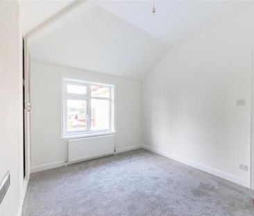 3 bedroom detached house to rent - Photo 4