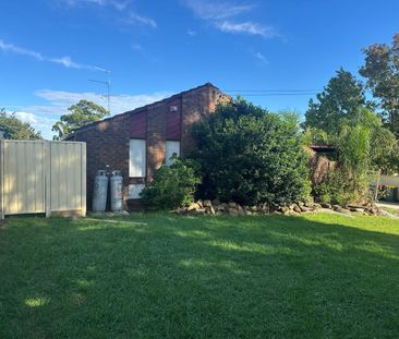 Well appointed home in convenient location - Photo 6