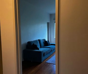 Glen Iris - Photo 1