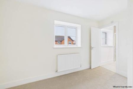 2 bedroom property to rent in Hemel Hempstead - Photo 2