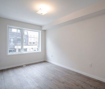 For Lease - 300 Alex Gardner Circle Unit# 61, Aurora, Ontario - Photo 4