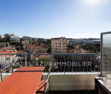 Location Appartement 1 pièce 28m² JUAN LES PINS 06160 - Photo 2