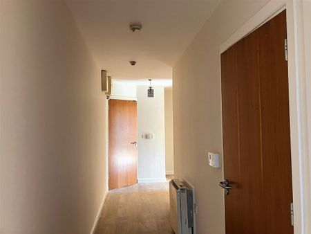 16 Nicholas Court, Nicholas Street, Dundalk, Louth - Photo 5