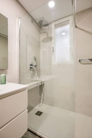 Calle de Lope de Rueda, Madrid, Community of Madrid 28009 - Photo 3