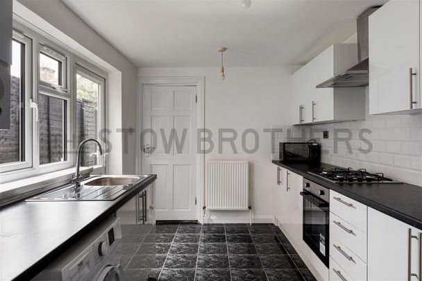 Selby Road , E11 3LR - Photo 1