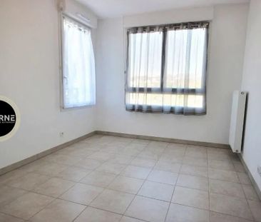 Location Appartement 3 pièces 48m² MARSEILLE 11ème - Photo 5