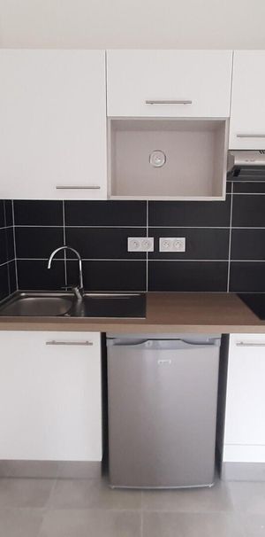 location Appartement T2 DE 41.51m² À CHAMPIGNY SUR MARNE - Photo 1