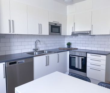 Östra Järnvägsgatan 1 A - Photo 2