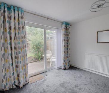 3 bedroom semi-detached house to rent - Photo 2