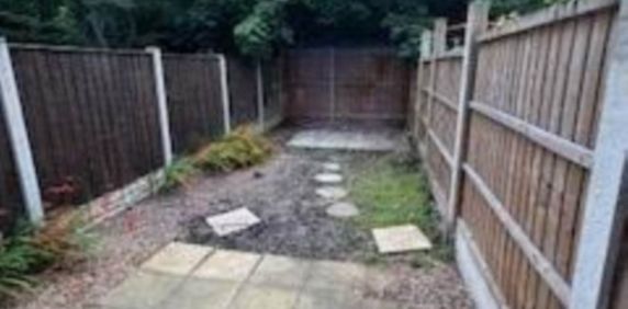 Handforth Lane, Runcorn - Photo 2