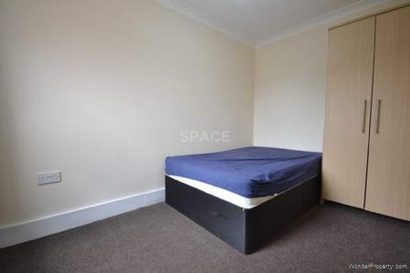 4 bedroom property to rent in Reading - Photo 3