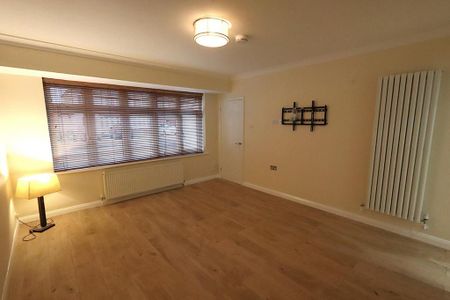2 bedroom end of terrace house to rent - Photo 5