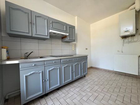 Location Appartement 3 pièces 76m² COULOMMIERS 77120 - Photo 3