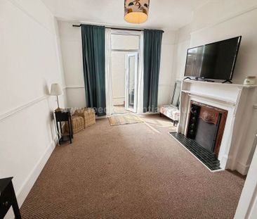 Park Lane, Southchurch - Photo 5