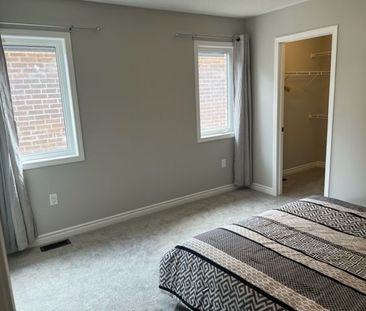 For Lease - 1568 Scarlett Trail Unit# Room, Pickering, Ontario - Photo 3