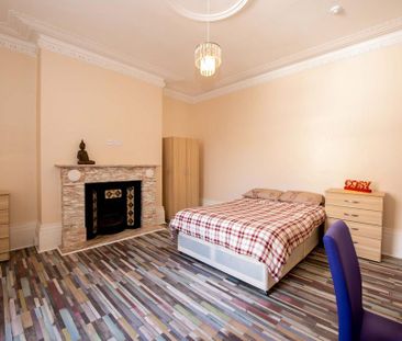 8 bedroom house share to rent - Photo 1