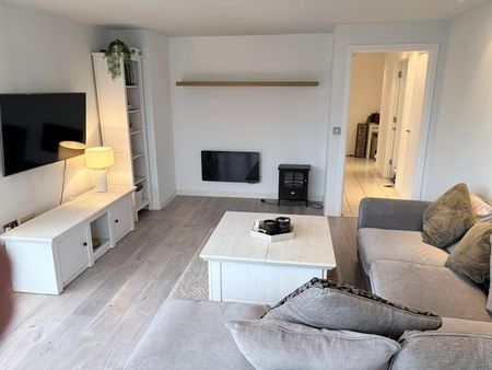 2 bedroom apartment to rent - Photo 2