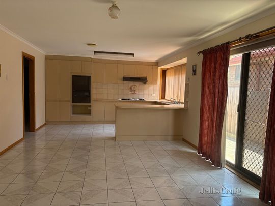 77 Florence Street, Williamstown North - Photo 1