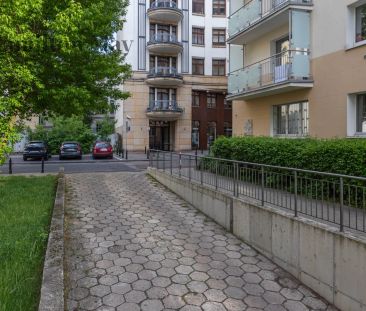 Przestronne dwupokojowe mieszkanie przy Ogrodzie Saskim - Photo 5