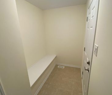 For Lease - 8871 Chickory Trail, Niagara Falls, Ontario - Photo 4