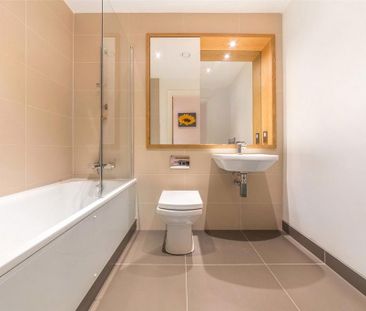 2 bedroom flat to rent - Photo 6