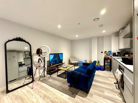 2 bedroom apartment to rent - Photo 3