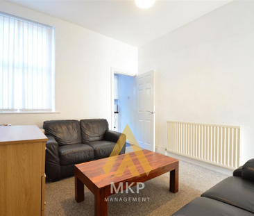 4 bedroom terraced house to rent - Photo 6