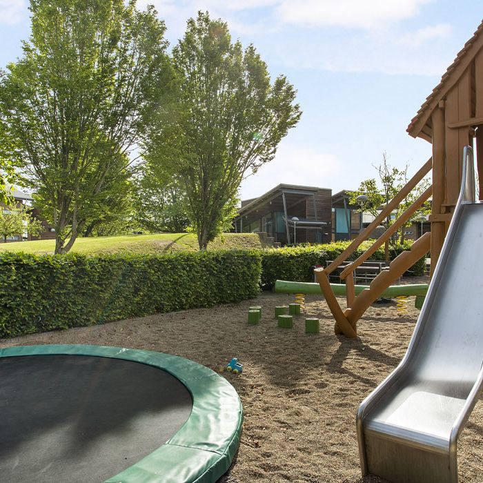 Flot renoveret lejlighed med altan - Photo 1