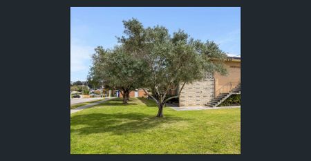 Immaculately Presented One Bedroom Unit - Photo 2