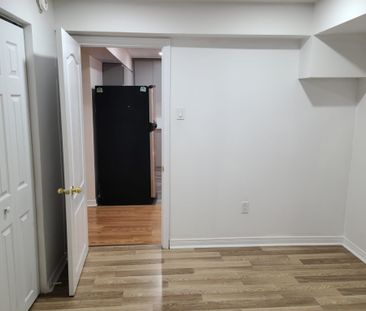 For Lease - 36 Legend Lane, Brampton, Ontario - Photo 2