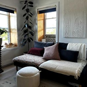 Beau 3 ½ fraîchement rénové, situé au 2e étage d’un duplex tranquille à Magog / 📍 Disponible dès maintenant - Photo 2