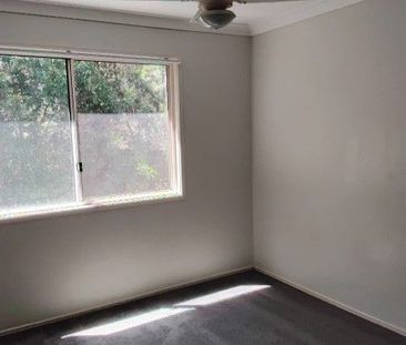 3 Bedroom Townhouse Lifestyle - Photo 4