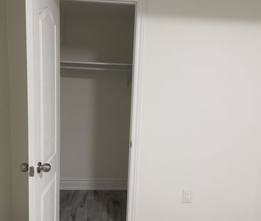 For Lease - 30 Roulette Crescent, Brampton, Ontario - Photo 6