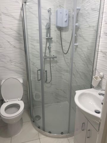 Studio Flat, Eastern Avenue, IG2 - Photo 2