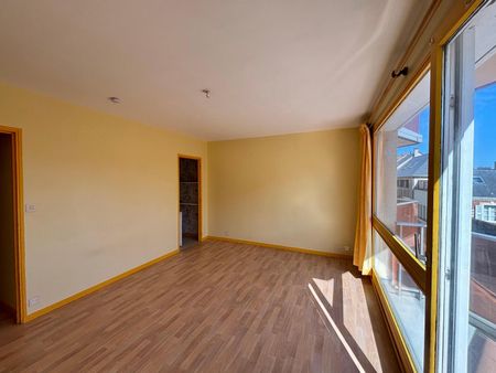 Location Appartement 1 pièce 26m² CHERBOURG-EN-COTENTIN 50100 - Photo 5