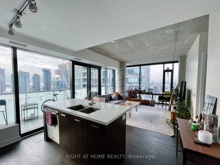 For Lease - 11 Charlotte Street Unit# 2402, Toronto, Ontario - Photo 3