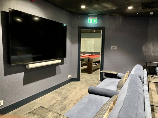 Belgrave Court, Westferry Circus, London, E14 - Photo 1