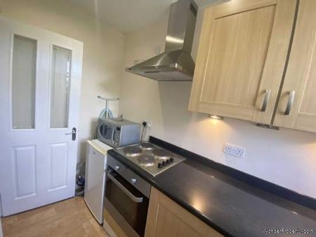 1 bedroom property to rent in Brentwood - Photo 4