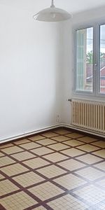 Location Appartement 3 pièces 41m² GANNAT 03800 - Photo 3