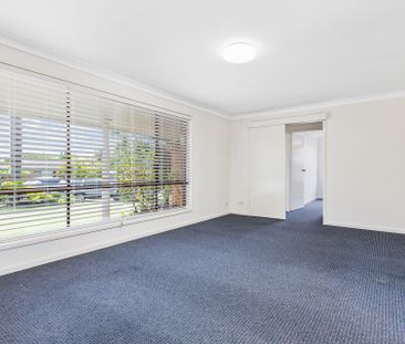 COMFORT & CONVENIENCE! - Photo 1