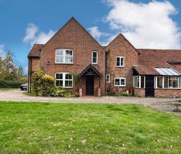 4 bedroom detached house to rent - Photo 3