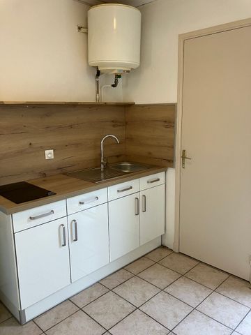 Location Appartement 1 pièce 21m² NARBONNE 11100 - Photo 3