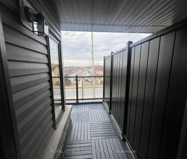 For Lease - 24 Esquire Way, Whitby, Ontario - Photo 5