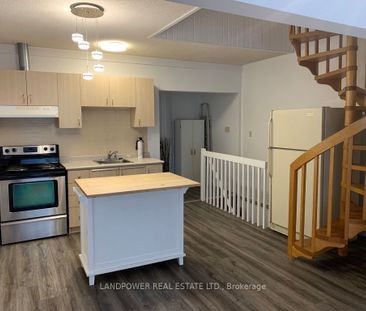 For Lease - 178 Coleman Avenue Unit# Front unit with basement, Toro... - Photo 3