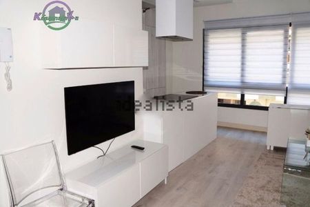 Alquiler de piso en Perchel sur - El Bulto - Photo 4