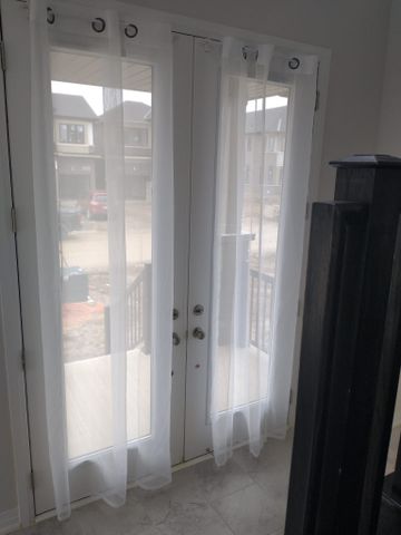 For Lease - 3 Weylie Street, Hamilton, Ontario - Photo 2