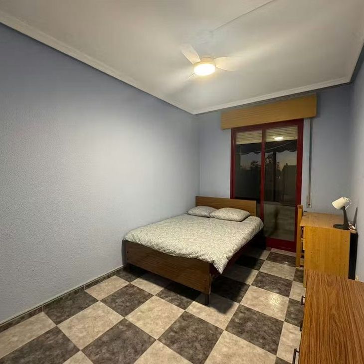 Calle del Cabo Machichaco, Madrid, Community of Madrid 28053 - Foto 1