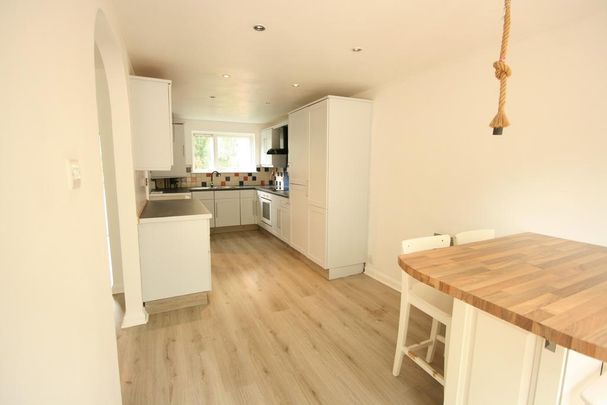 2 bedroom terraced house to rent - Photo 1