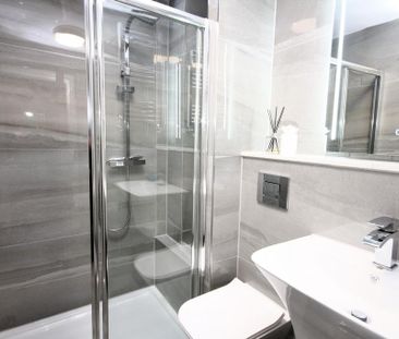 4 bedroom terraced house to rent - Photo 6